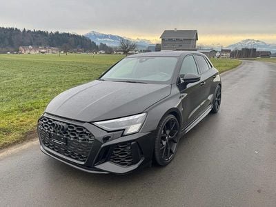 Gebraucht Audi RS3 Ambiente 400 PS (294 kW) 2022 Limousine
