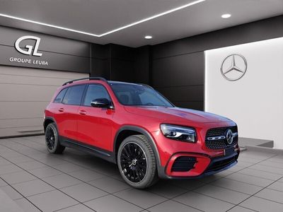 Mercedes GLB220