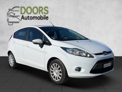 gebraucht Ford Fiesta 1.4 16V Titanium