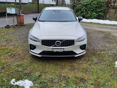 Gebraucht 2019 Volvo V60 R-Design Kombi | CHF 54’000