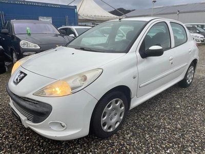 Gebraucht 2010 Peugeot 206+ Kleinwagen | CHF 1’300 (Fairer Preis)
