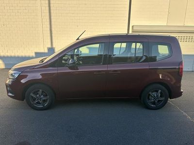 Rot Gebraucht 2021 Renault Kangoo Kombi | CHF 20’900 (Etwas zu teuer)