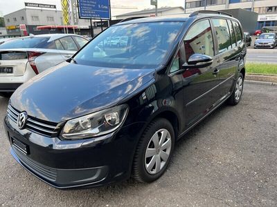 Gebraucht 2014 VW Touran Comfortline Van / Kleinbus | CHF 9’900 (Etwas zu teuer)
