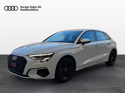 Gebraucht Audi A3 Sportback e-tron Attraction 150 PS (110 kW) 2022 Kleinwagen