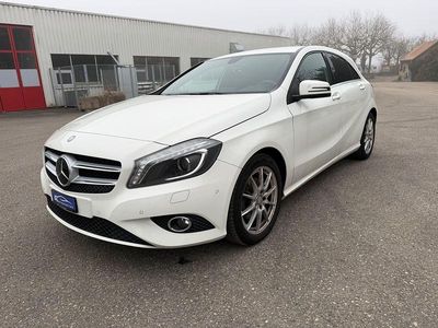 Gebraucht Mercedes A200 Urban 156 PS (114 kW) 2015