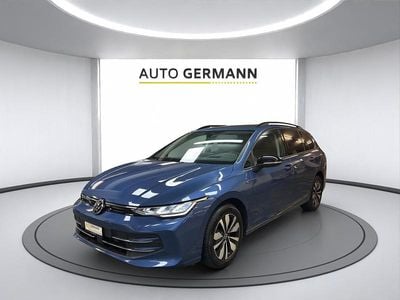 Blau Gebraucht 2025 VW Golf VIII Life Kombi | CHF 27’900 (Fairer Preis)