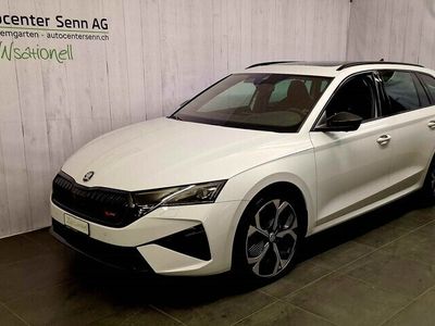 Weiss Gebraucht 2024 Skoda Octavia RS Kombi | CHF 56’590