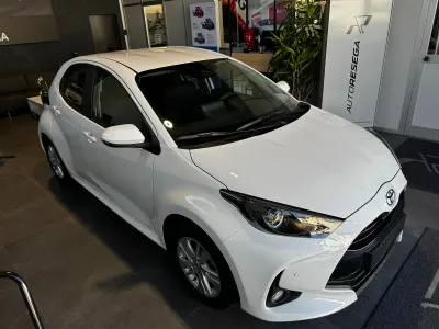 Neu (2026) Toyota Yaris Comfort 116 PS | Seltenes Fahrzeug