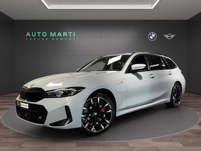 Gebraucht BMW 330e Comfort Edition 292 PS (214 kW) 2025 Grau Kombi