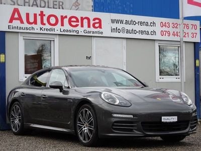 Porsche Panamera 4