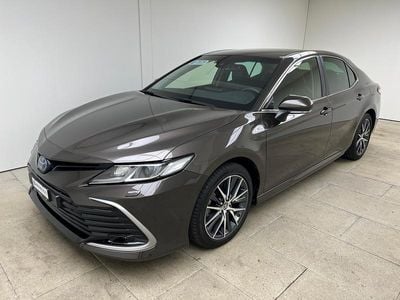 Braun Gebraucht 2022 Toyota Camry Business Edition Limousine | CHF 34’500