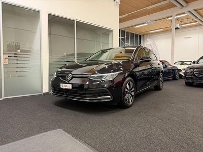 Gebraucht VW Golf VIII Life 115 PS (84 kW) 2023 Limousine