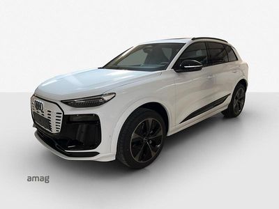 Blanc glacier métallisé Gebraucht 2025 Audi Q6 e-tron Ambiente SUV | CHF 89’890 (Etwas zu teuer)