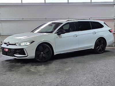 Gebraucht VW Passat R-line 193 PS (141 kW) 2024 Kombi