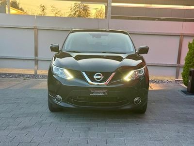 Gebraucht 2016 Nissan Qashqai N-Connecta SUV | CHF 15’000 (Etwas zu teuer)