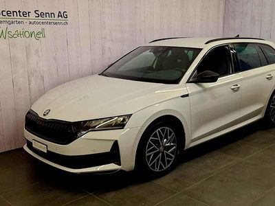 Weiss Gebraucht 2024 Skoda Octavia SportLine Kombi | CHF 39’960 (Teuer)