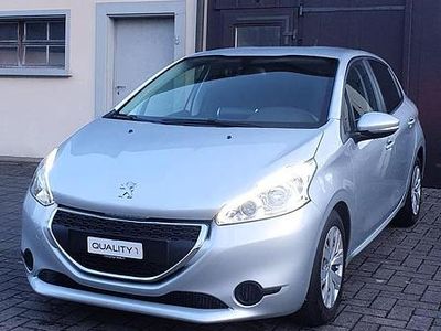Gebraucht Peugeot 208 Active 68 PS (50 kW) 2014 Kleinwagen