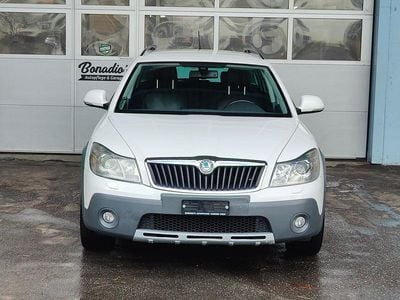 Gebraucht Skoda Octavia Scout 4x4 160 PS (117 kW) 2013 Kombi