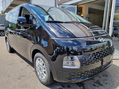 Schwarz Neu 2025 Hyundai Staria Van / Kleinbus | CHF 54’450 (Guter Preis)
