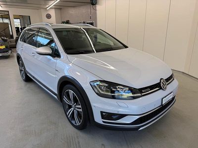 Gebraucht 2017 VW Golf Alltrack Kombi | CHF 17’600 (Etwas zu teuer)