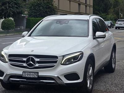 Mercedes GLC220