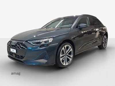 Gebraucht Audi A3 Attraction 150 PS (110 kW) 2025 Manhattangrau metallic Limousine