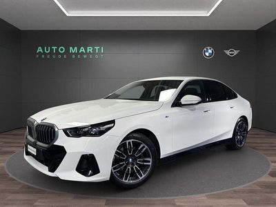 Weiss Gebraucht 2024 BMW 520 Shadowline Limousine | CHF 49’900 (Fairer Preis)