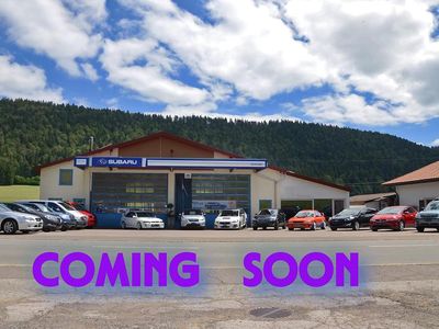 Weiss Gebraucht 2015 Mercedes B250 AMG line Van / Kleinbus | CHF 15’000