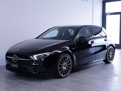 Schwarz Gebraucht 2021 Mercedes A180 AMG line Limousine | CHF 27’900 (Teuer)