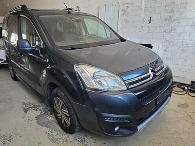 Gebraucht 2016 Citroën Berlingo XTR Van / Kleinbus | CHF 7’900 (Guter Preis)