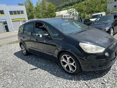 Gebraucht 2006 Ford S-MAX Titanium Van / Kleinbus | CHF 1’999 (Fairer Preis)