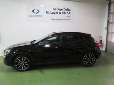 gebraucht Mercedes GLA200 Night Star