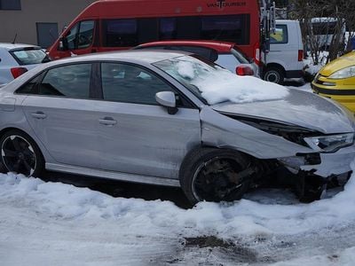 Gebraucht Audi A3 Attraction 150 PS (110 kW) 2015 Silber Limousine