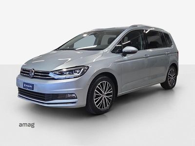 Oyster silver metallic Gebraucht 2024 VW Touran Highline Van / Kleinbus | CHF 37’490 (Teuer)