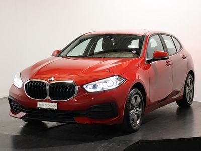 Rot Gebraucht 2022 BMW 118 Sport Line Kleinwagen | CHF 22’900 (Fairer Preis)