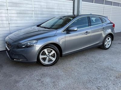 Gebraucht Volvo V40 Momentum 190 PS (139 kW) 2015 Kombi
