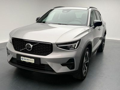 Grau Gebraucht 2025 Volvo XC40 Plus SUV | CHF 41’520 (Etwas zu teuer)
