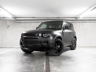 Neu Land Rover Defender SE Dynamic 249 PS (183 kW) 2025 Schwarz SUV