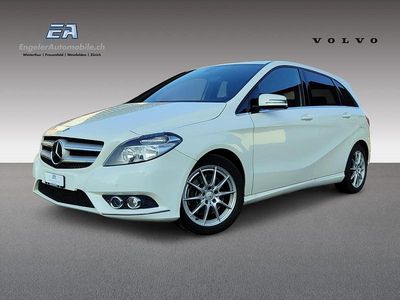 Gebraucht Mercedes B250 211 PS (155 kW) 2013 Weiss Van / Kleinbus