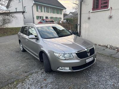 Gebraucht 2012 Skoda Superb LAURIN & KLEMENT Kombi | CHF 5’500 (Superpreis)