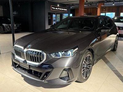 Gebraucht 2024 BMW 520 M Sport Kombi | CHF 51’900 (Etwas zu teuer)