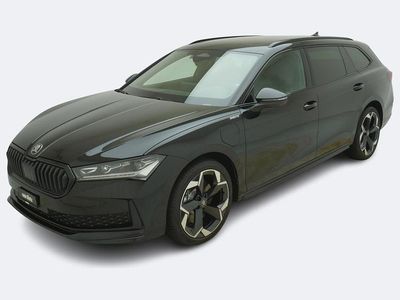 Grau Gebraucht 2025 Skoda Superb SportLine Kombi | CHF 42’990 (Superpreis)