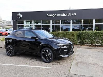 Neu 2025 Alfa Romeo Junior SUV | CHF 37’190 (Fairer Preis)