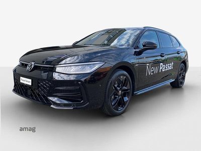 Grenadill black metallic Gebraucht 2024 VW Passat R-line Kombi | CHF 49’990 (Fairer Preis)