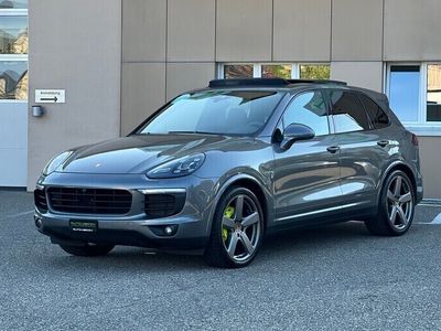 Porsche Cayenne S E-Hybrid