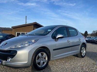 Gebraucht Peugeot 207 95 PS (69 kW) 2009 Kleinwagen