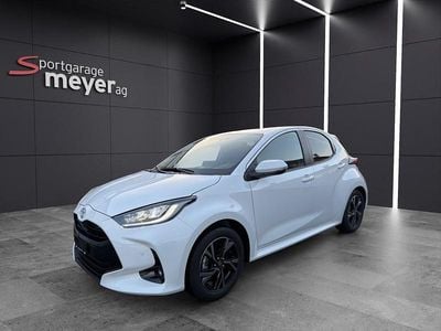 Neu Toyota Yaris Hybrid Trend 92 PS (67 kW) 2025 Limousine