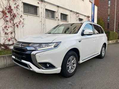 Mitsubishi Outlander P-HEV