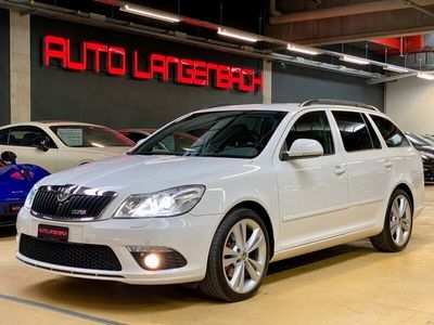 gebraucht Skoda Octavia Combi 2.0 TDI RS DSG