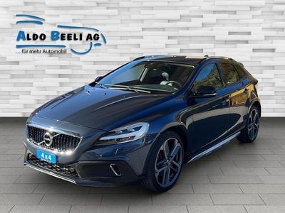 Gebraucht Volvo V40 CC 190 PS (139 kW) 2017 Blau Kombi
